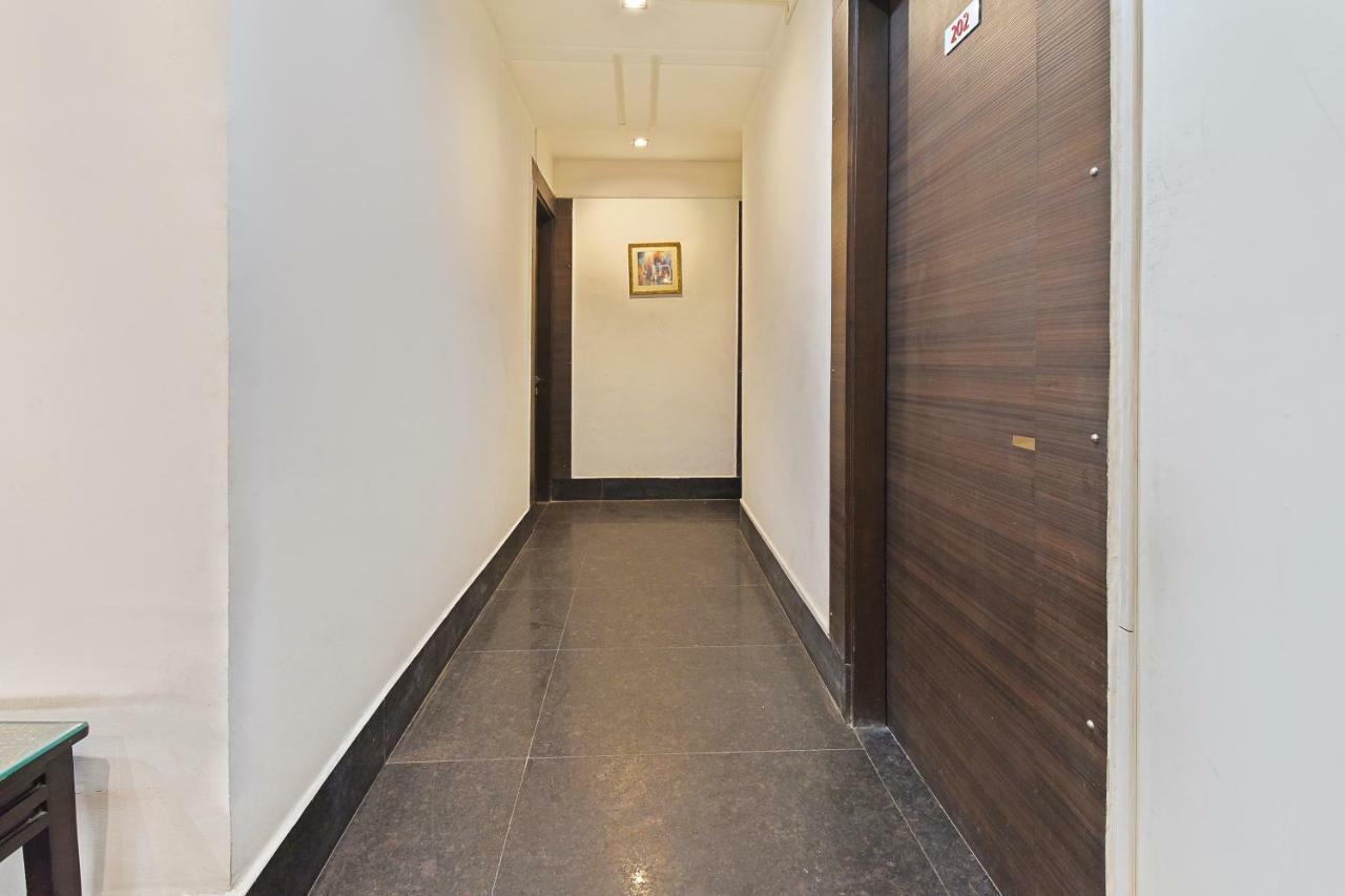 Oyo Flagship 387 Moulsari Avenue Hotel Gurgaon Ngoại thất bức ảnh