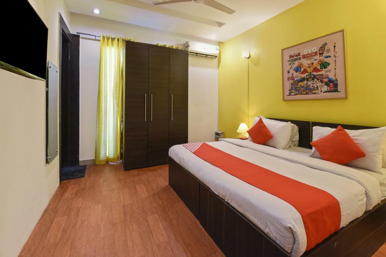 Oyo Flagship 387 Moulsari Avenue Hotel Gurgaon Ngoại thất bức ảnh